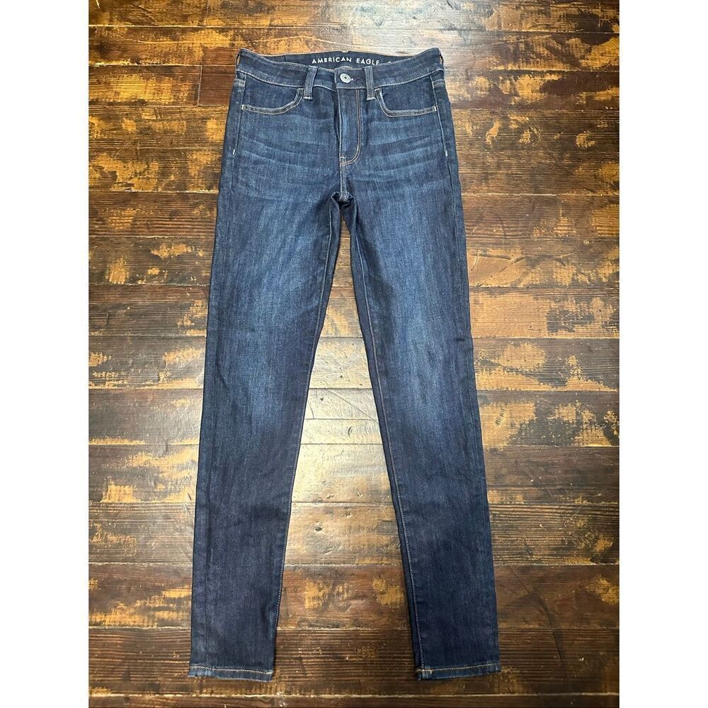 American Eagle hi rise stretchy dark wash size 6 jeggings